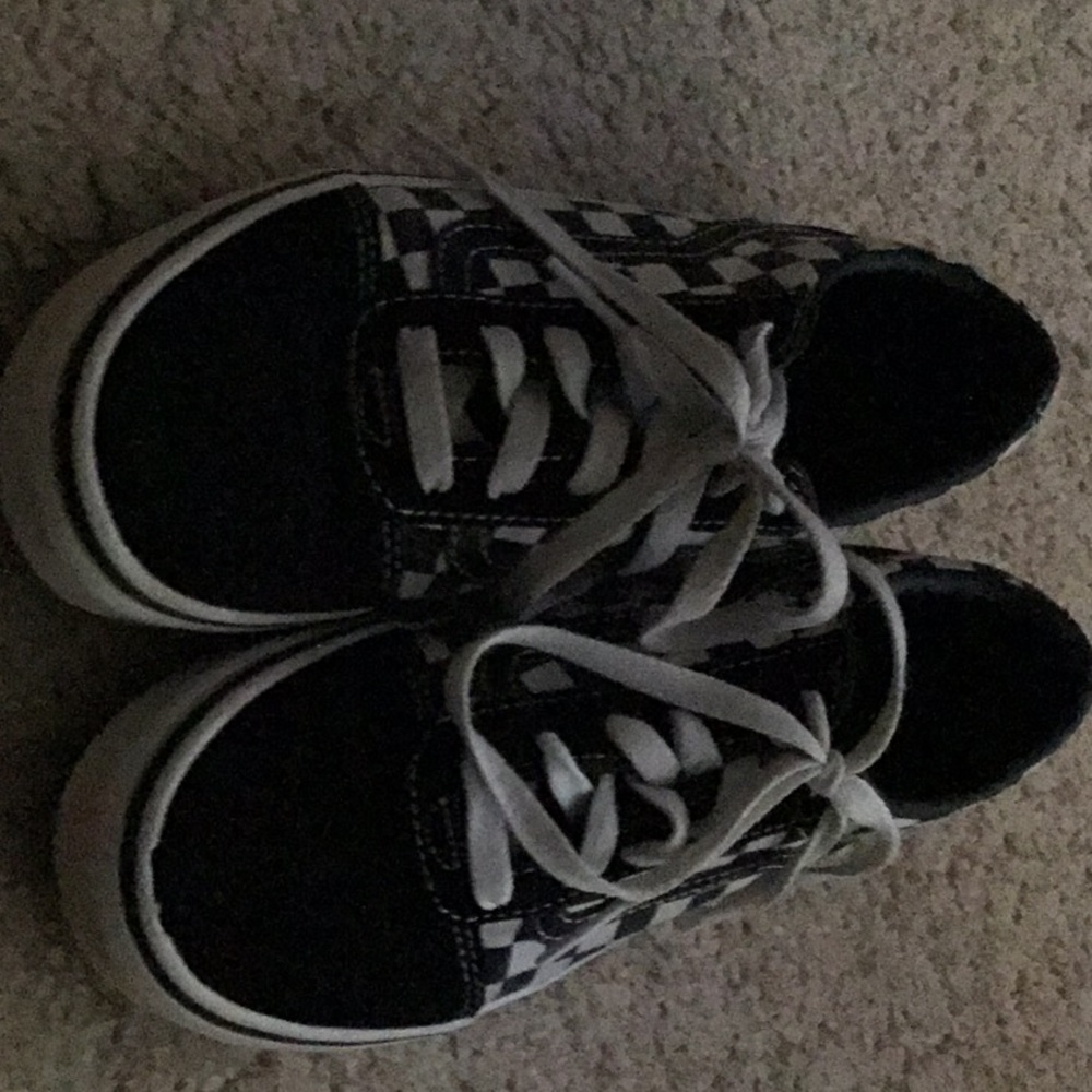 Vans - Picture 2 of 2